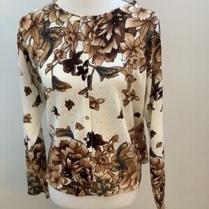 C.D. Petites Cream Floral Rhinestone Sweater PXL